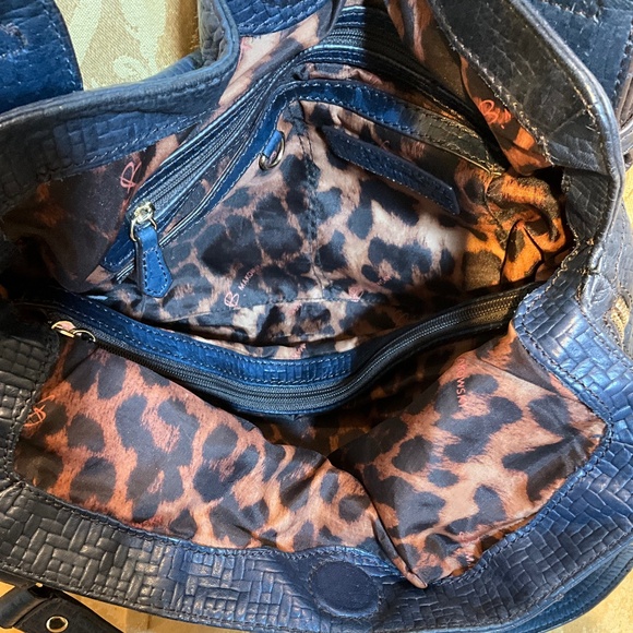 B. Makowsky double handle black large pebble leather texture bag.  10-B1Cb - Picture 9 of 10